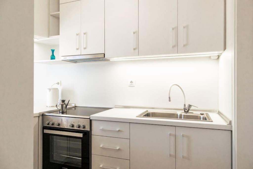 Cozy Studio In The Heart Of City โคโมทินี ภายนอก รูปภาพ