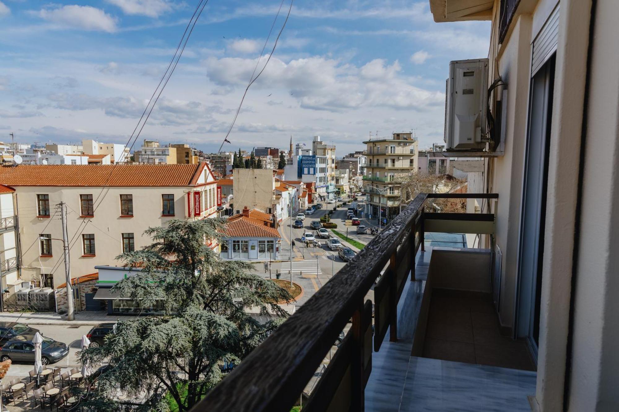 Cozy Studio In The Heart Of City โคโมทินี ภายนอก รูปภาพ